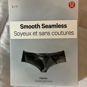 Lululemon hipster underwear